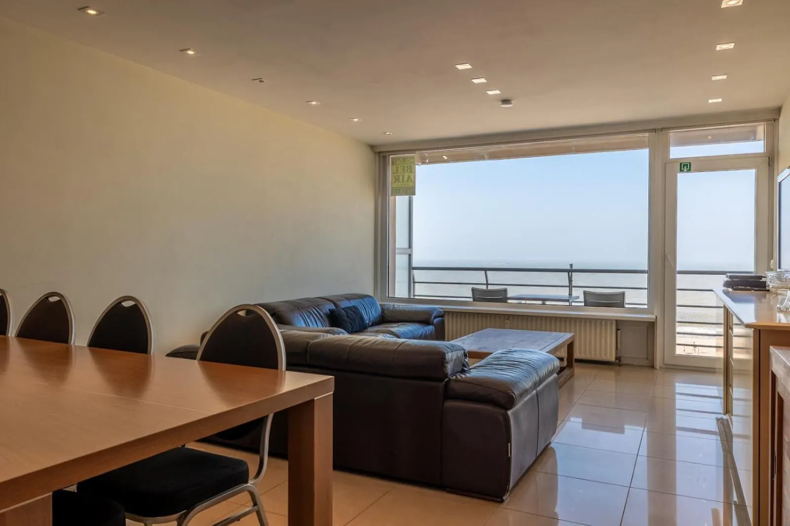 Very Spacious Apartment With Frontal Sea View And Terrace Equipped For 8 People T18 أوستيند 0*,  بلجيكا